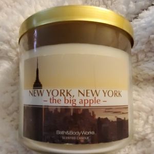 BBW New York New York The Big Apple 3 wick candle